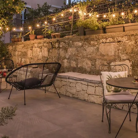 Marissa's Elegant Retreats דירה ארגוסטולי