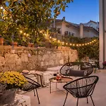 Marissa's Elegant Retreats شقة