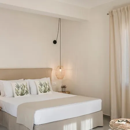 Marissa's Elegant Retreats Apartment *