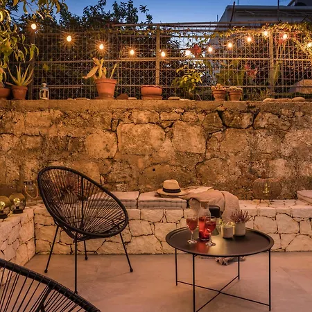 Marissa's Elegant Retreats