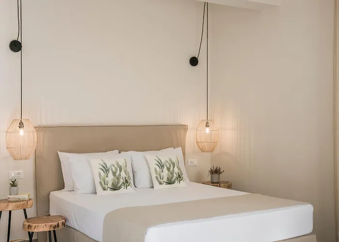 Marissa's Elegant Retreats Apartment