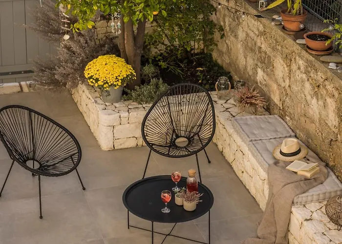Marissa's Elegant Retreats *