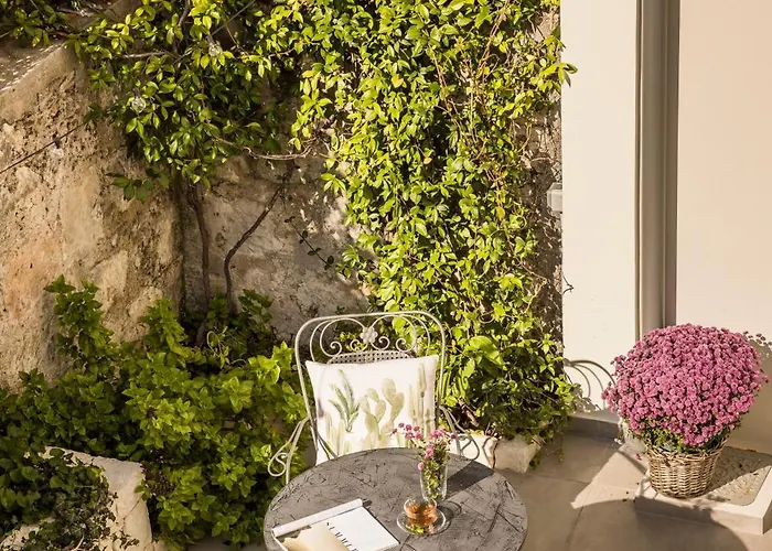 Marissa's Elegant Retreats Appartamento